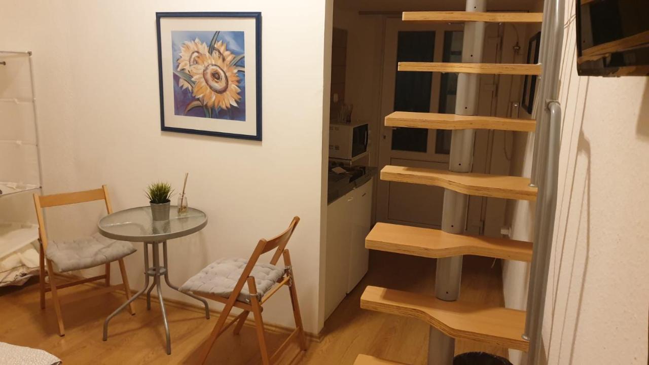Apartman Deisi บูดาเปสต์ ภายนอก รูปภาพ