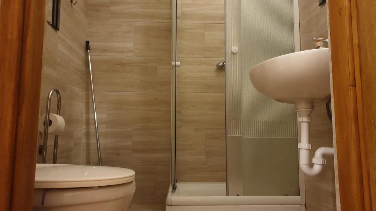 Apartman Deisi บูดาเปสต์ ภายนอก รูปภาพ